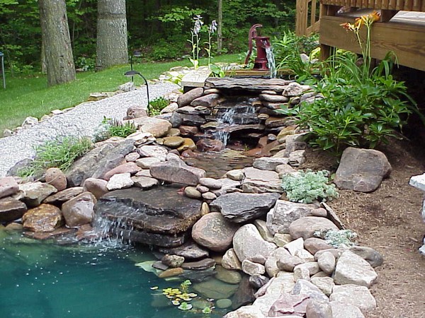 Fuente de Agua al Aire Libre