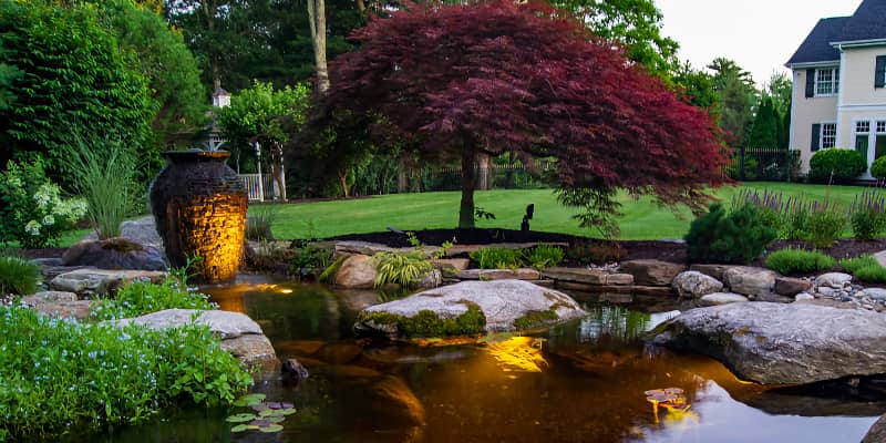 fuentes de agua para jardín único